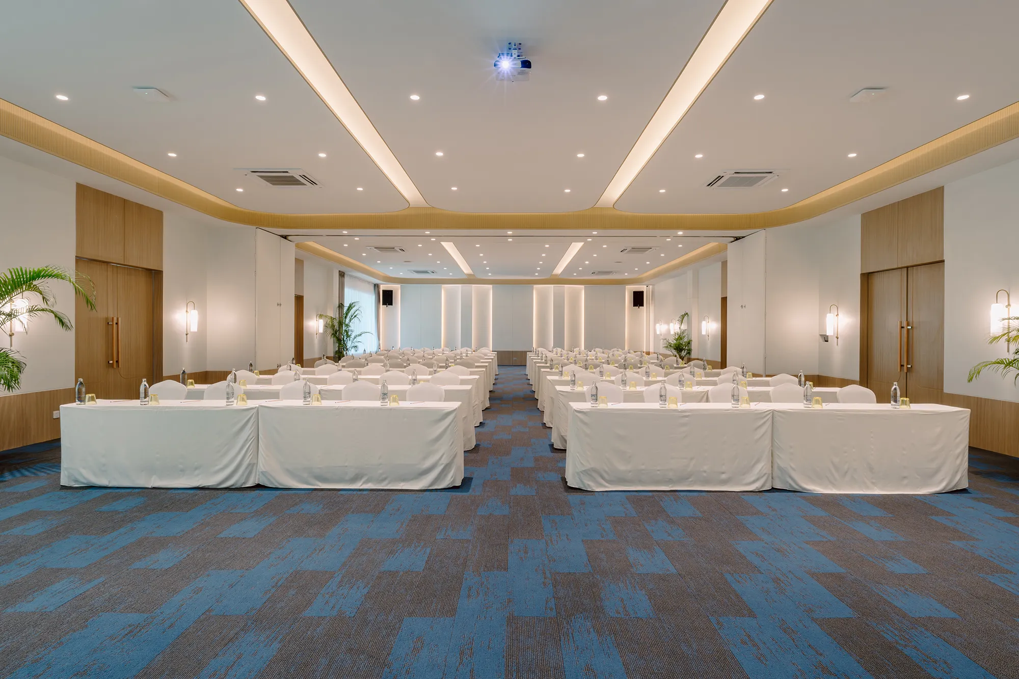 05.-Meeting-Room-converted-from-jpg